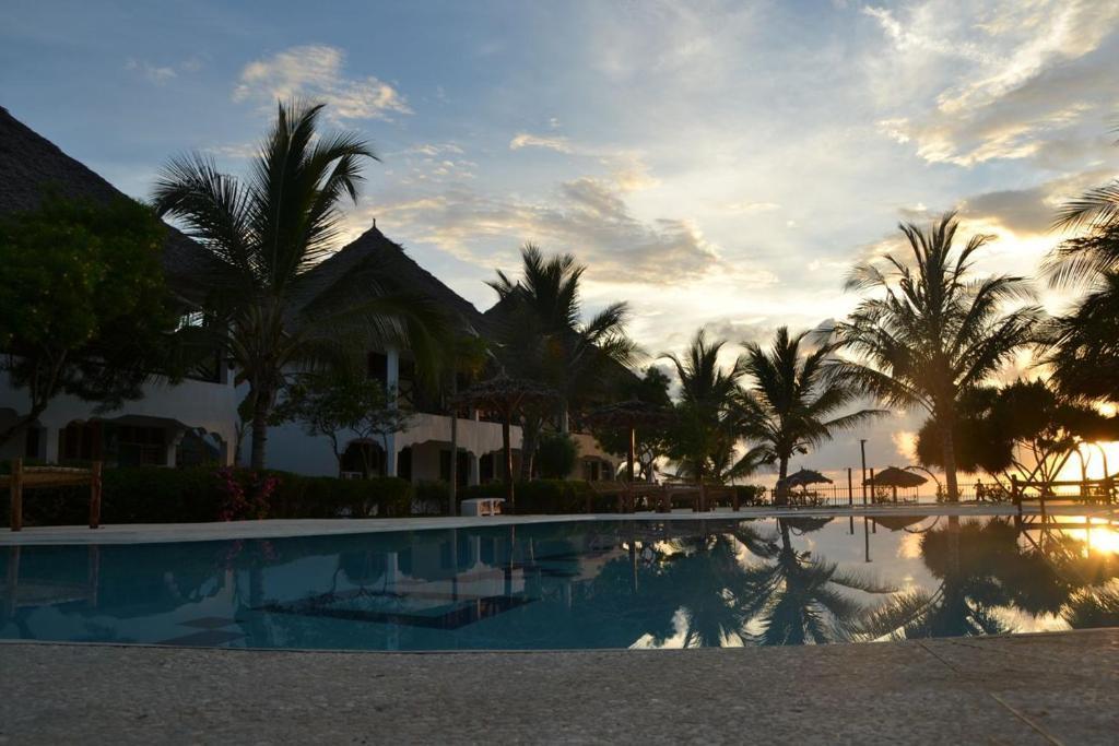 Nest Style Beach Hotel Zanzibar Makunduchi Zewnętrze zdjęcie