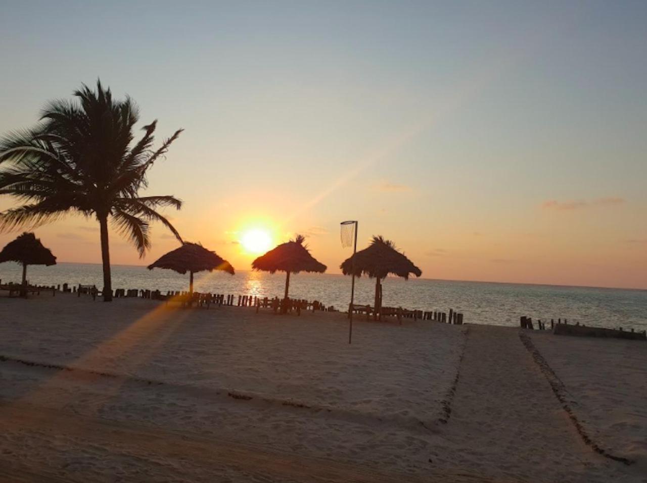 Nest Style Beach Hotel Zanzibar Makunduchi Zewnętrze zdjęcie